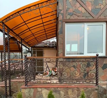 Крыльцо дома навес поликарбоната