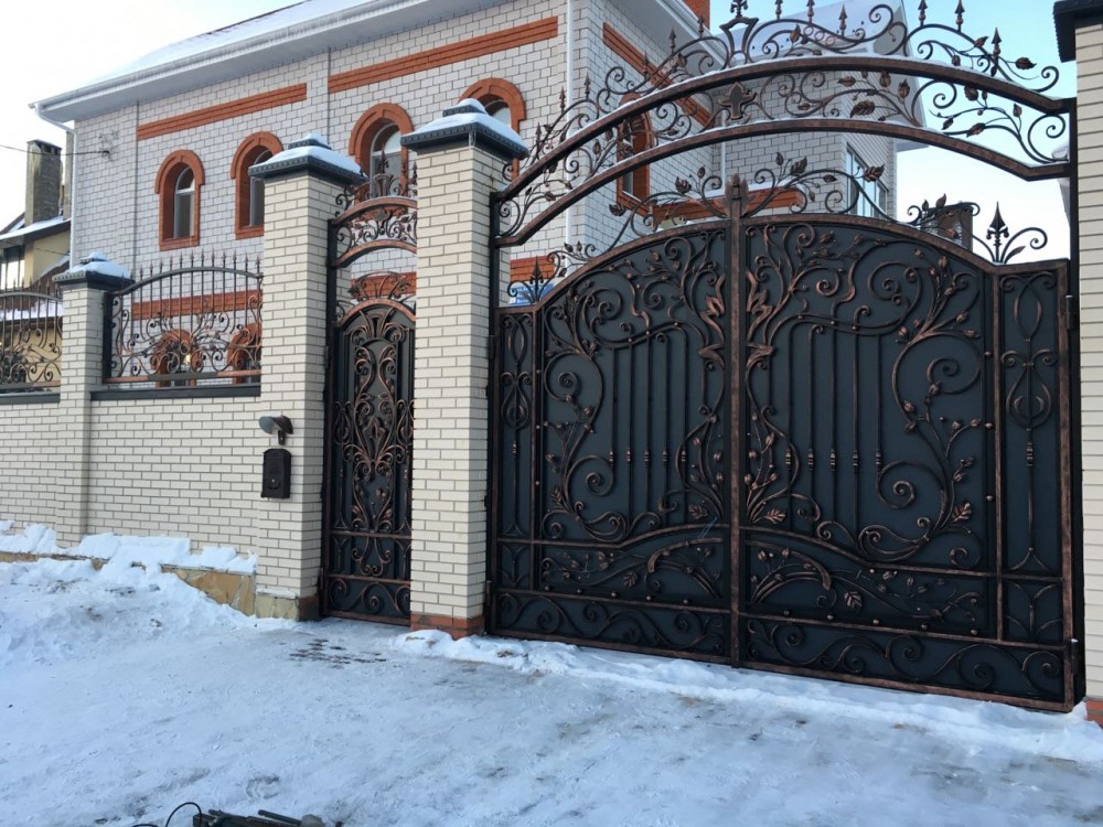 Кованые ворота.jpg