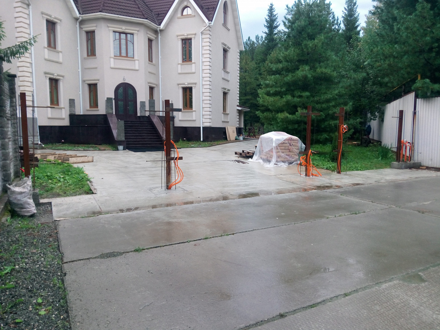 Кованые ворота в КП ПАЛНЕКС