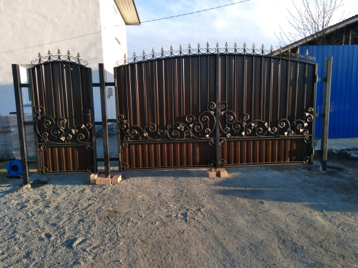 Ворота Солнечные