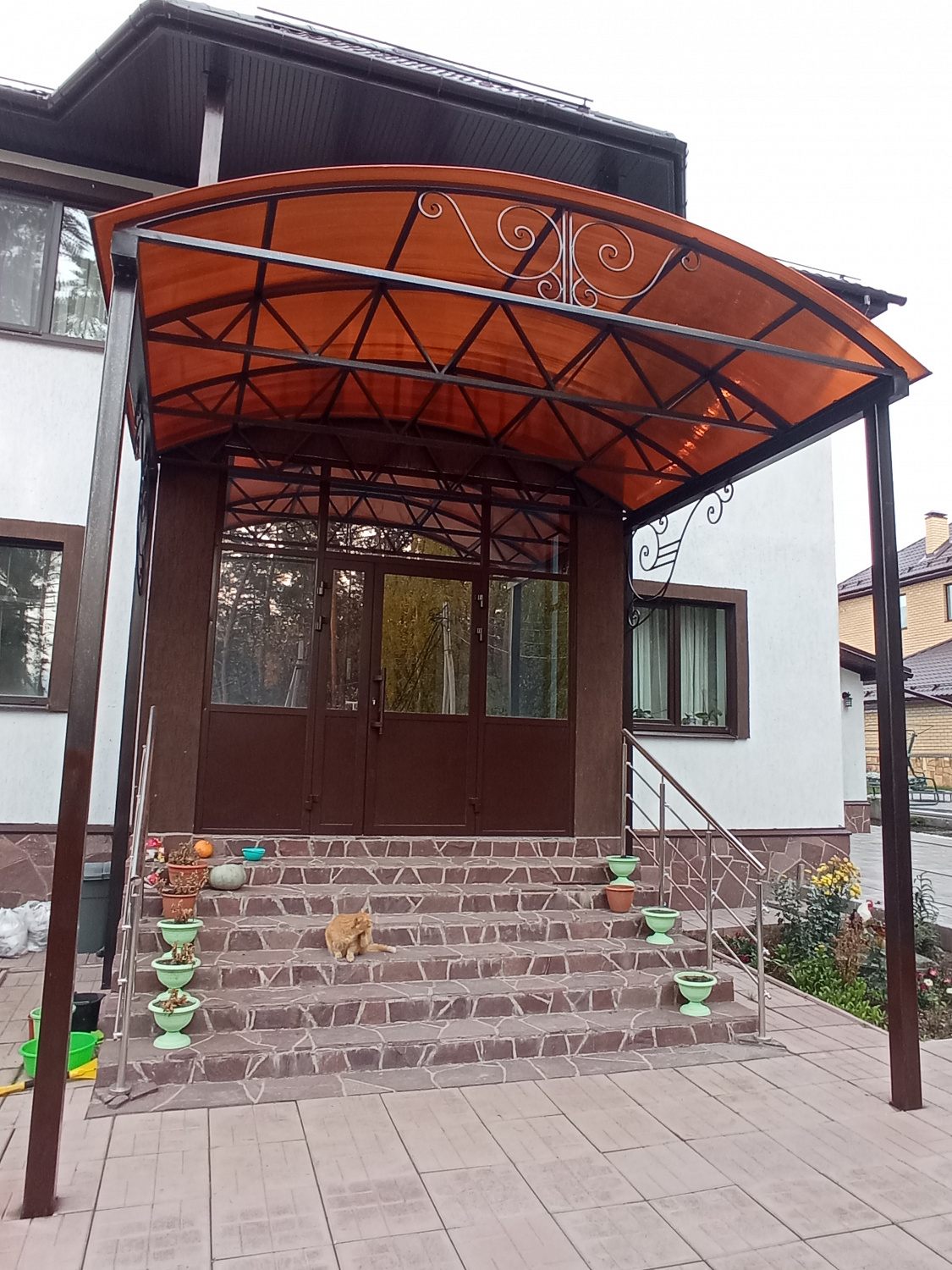 Козырек в М-Сидельникова